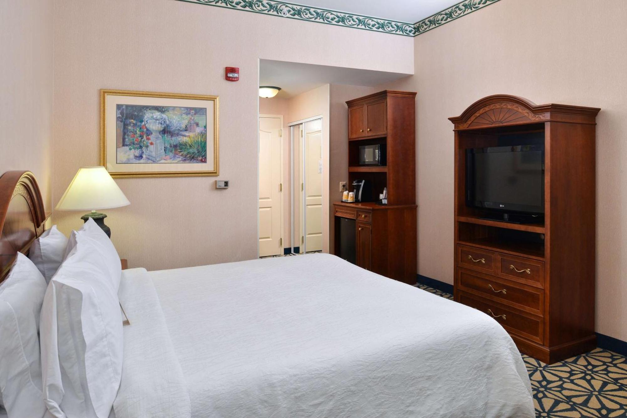 King Room,1557820678:JPEG